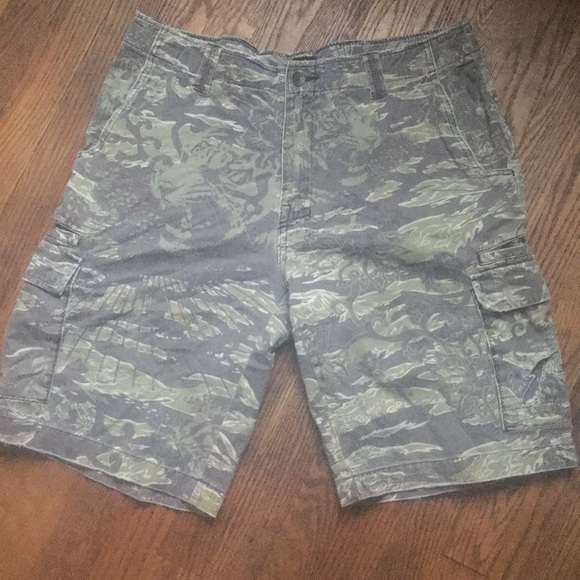 Rusty Tiger Camo Cargo Short - Picture 1 of 8